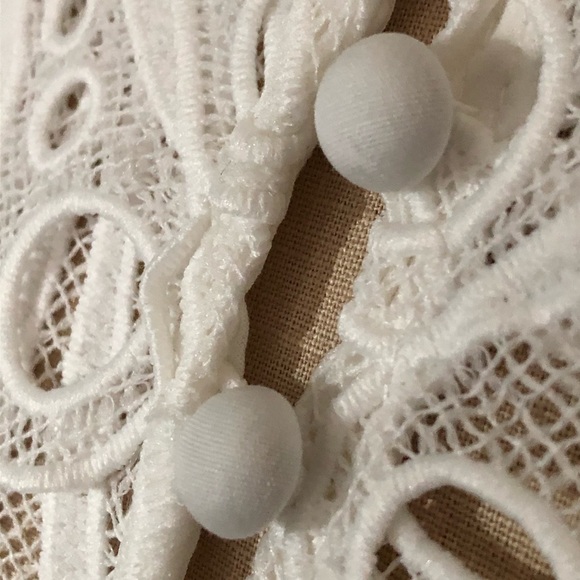 White Blouse S,M and XL - Picture 7 of 16